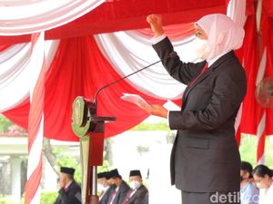 Di Upacara Hari Pahlawan, Khofifah Ungkap Sosok yang Menginspirasinya