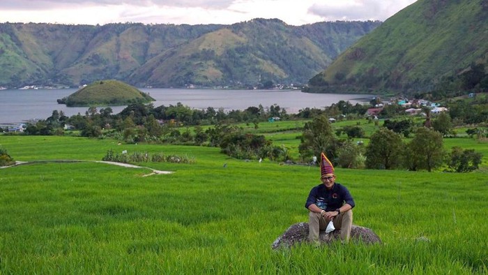 Desa Wisata Tipang di kecamatan Baktiraja, Sumatera Utara, sangat indah dan mirip dengan Ubud. Desa ini pun sanggup membuat Sandiaga terpesona.