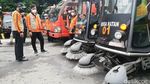Ini yang Bikin Halaman Parkir Stadion Manahan Solo Mendadak Oranye Ini yang Bikin Halaman Parkir Stadion Manahan Solo Mendadak Oranye