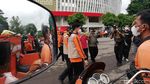 Ini yang Bikin Halaman Parkir Stadion Manahan Solo Mendadak Oranye Ini yang Bikin Halaman Parkir Stadion Manahan Solo Mendadak Oranye