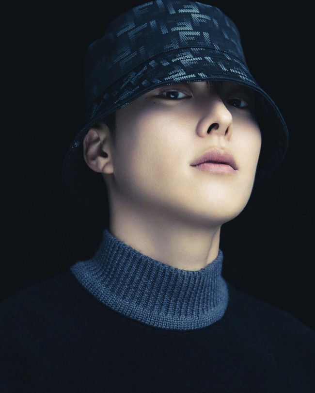 Jang Ki Yong lebih dulu membintangi drama Korea My Roommate is a Gumiho tahun ini. Kini, penggemar menantikan penampilannya sebagai pasangan Song Hye Kyo. Foto: dok. Dazed Korea