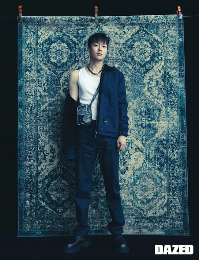 Drama Korea Now We Are Breaking Up menyorot kisah cinta dan putus cinta. Ha Young Eun (pemain Song Hye Kyo) yang belum move on dari mantan pacarnya, berubah setelah bertemu Yoon Jae Guk.  Foto: dok. Dazed Korea