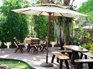 Nongkrong Asyik di Kafe Outdoor dengan Nuansa Bogor hingga Bali