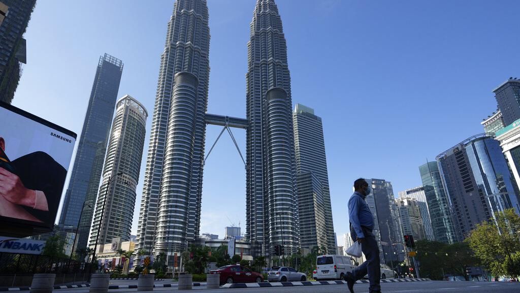 Malaysia Berencana Buka Pintu untuk Turis Asing 1 Januari 2022