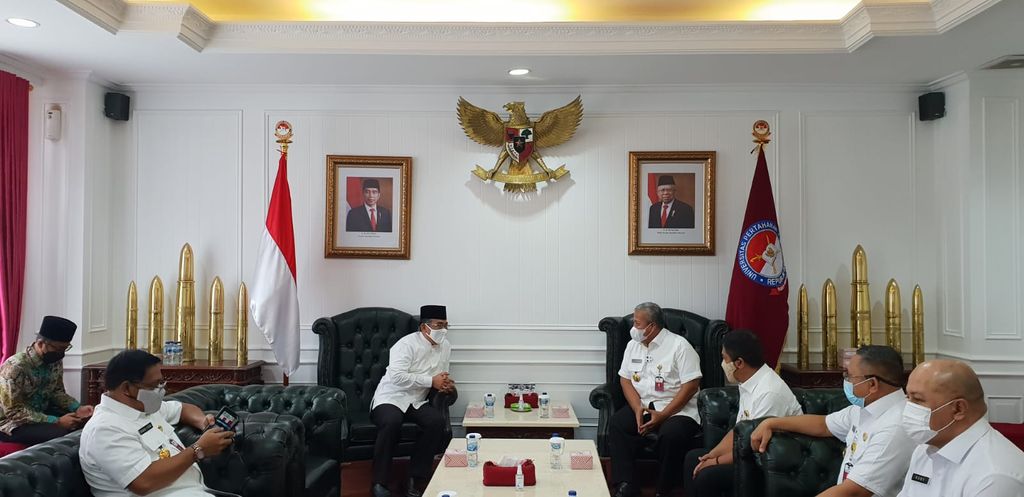 Katib Aam PBNU KH Yahya Cholil Staquf  memberi kuliah umum