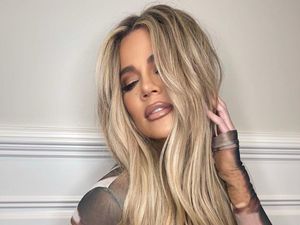 Khloe Kardashian Dikritik karena Foto Seksi Usai Konser Maut Travis Scott
