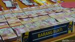 Komplotan Pencuri Data Kartu Kredit di Yogya Kini Berbaju Oranye