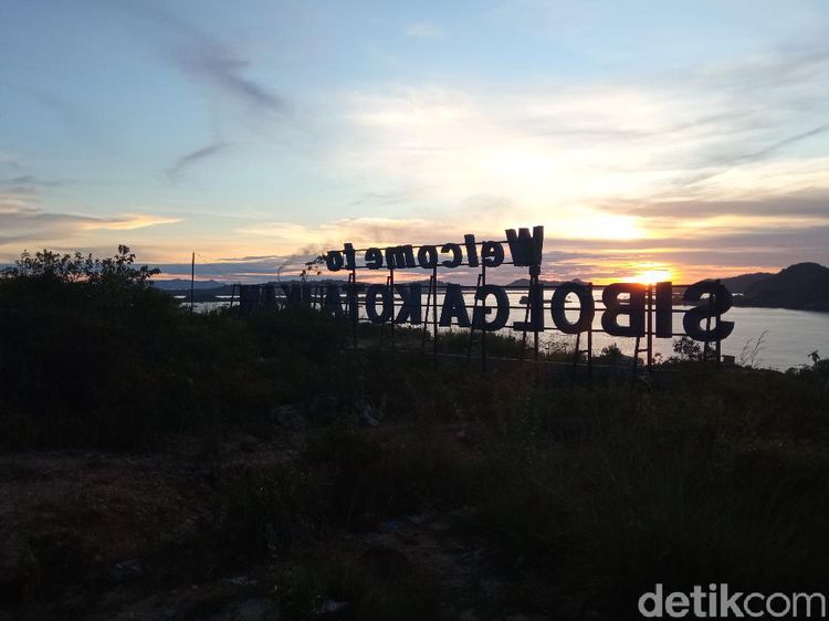 Sunset Eksotis di Kota Terkecil Indonesia