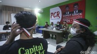 Alasannya karena Luhut dan Erick dikatakan sangat layak dalam menangani segala persoalan bangsa khususnya pandemi COVID-19.