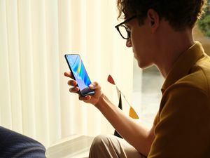 Fitur-fitur Oppo A95 yang Cocok untuk Bikin Konten Online