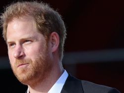 Ratu Elizabeth Wafat, Pangeran Harry Tiba di Balmoral Tanpa Meghan Markle