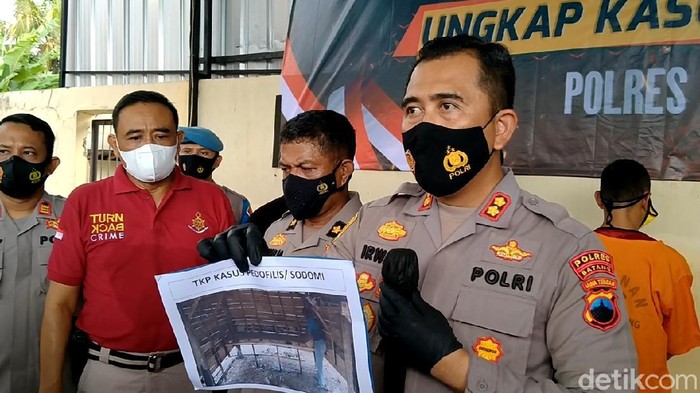 Polres Batang jumpa pers kasus pelecehan seksual terhadap anak, Rabu (10/11/2021).