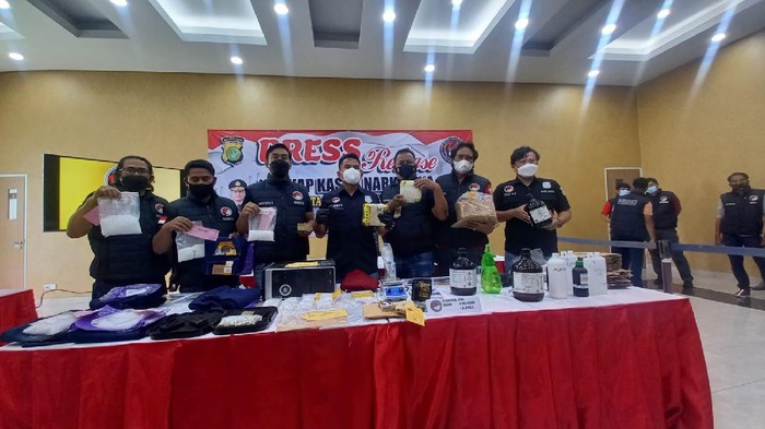 Polrets Bandara Soekarno-Hatta menyita 4,8 Kg sabu dari jaringan internasional
