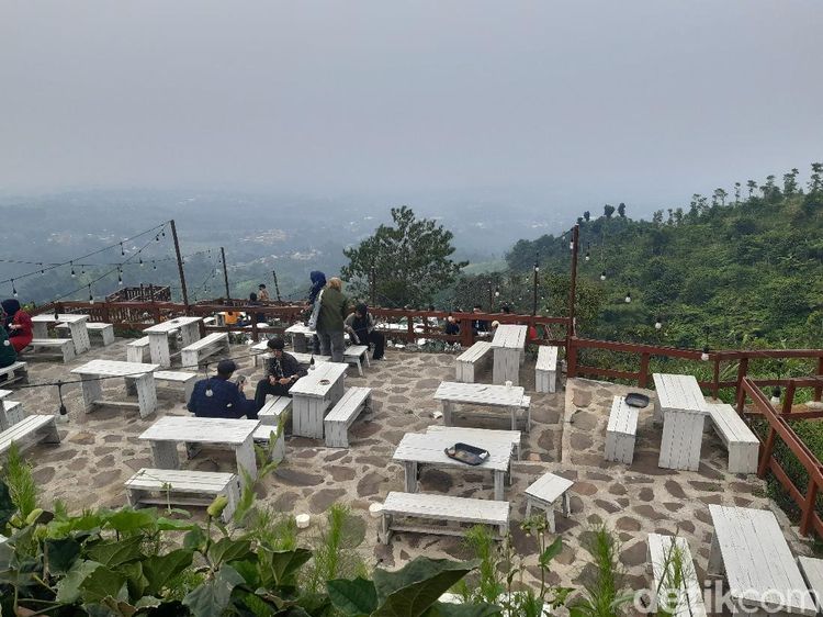 Foto Taman Fathan Alesano, Tempat Nongkrong Baru di Bogor