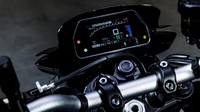 Semua informasi ditampilkan pada layar warna TFT-LCD 4,2 inci yang diambil dari YZF-R1. Foto: Dok. Yamaha