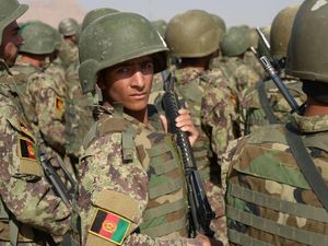 Tampil Beda! Pasukan Taliban Kini Tampil Lebih Modern