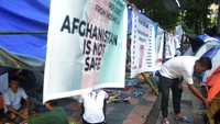 Diketahui, aksi menginap di trotoar ini sudah berlangsung hampir dua pekan. Namun para pencari suaka belum bisa menemui perwakilan UNHCR.