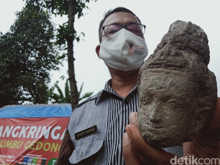 Arca sebatas kepala ditemukan di Umbul Gedong Jetis, Kecamatan Tulung, Klaten