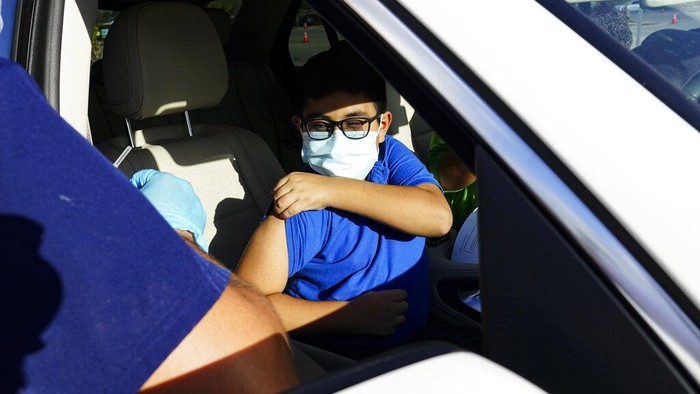 Vaksinasi COVID-19 di AS kini juga sasar anak-anak berusia 5-11 tahun. Anak-anak tersebut akan disuntik vaksin COVID-19 Pfizer sebagai upaya pencegahan Corona.