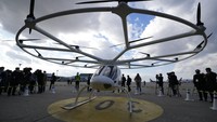 Taksi drone ini disebut sebagai salah satu transportasi masa depan. Berbagai rangkaian uji coba dilakukan sebelum drone taksi tersebut dioperasikan secara luas untuk umum.  