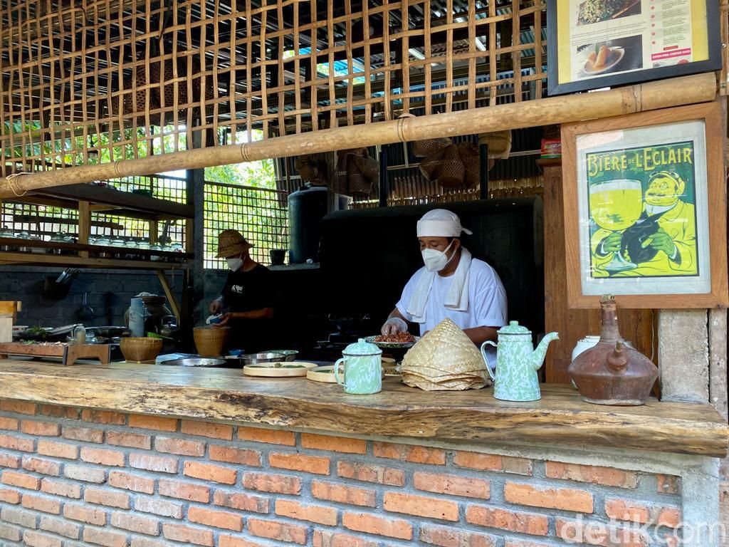 Chef Gede Yudiawan dengan 'Dapur Bali Moela' Bertahan Saat Pandemi
