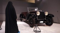 Salah satu mobil klasik yang dipamerkan di museum tersebut adalah mobil Fiat 519 1927 yang memiliki 6 tempat duduk.