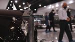 Cuci Mata di Museum Mobil Klasik Iran