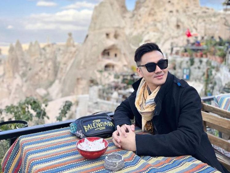 10 Momen Kuliner Dikin Tamsa, Pria yang Dekat dengan Amanda Manopo