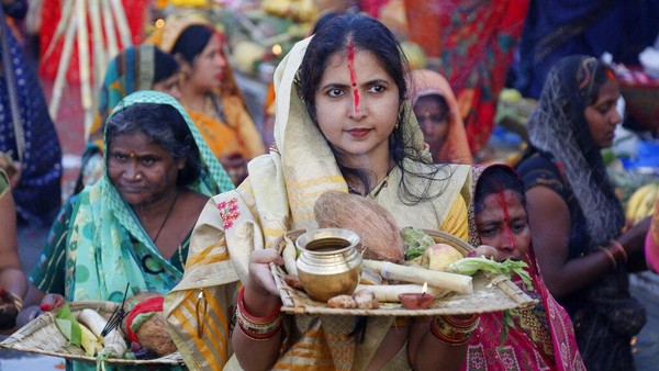 South Asia Network on Dams, Rivers and People (SANDRP) menyebut Sungai Gangga sudah mati secara ekologi. Itu ditandai dengan tidak adanya ikan atau burung air tawar sejak beberapa tahun terakhir. (AP/Ajit Solanki) South Asia Network on Dams, Rivers and People (SANDRP) menyebut Sungai Gangga sudah mati secara ekologi. Itu ditandai dengan tidak adanya ikan atau burung air tawar sejak beberapa tahun terakhir. (AP/Ajit Solanki)