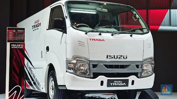 Isuzu Traga hadir di GIIAS 2021. (CNBC Indonesia/Ferry Sandi)