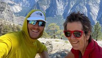 Kini dia bersama 10 temannya memanjat tebing di El Capitan, Taman Yosemite. (Dierdre Wolownick/instagram)