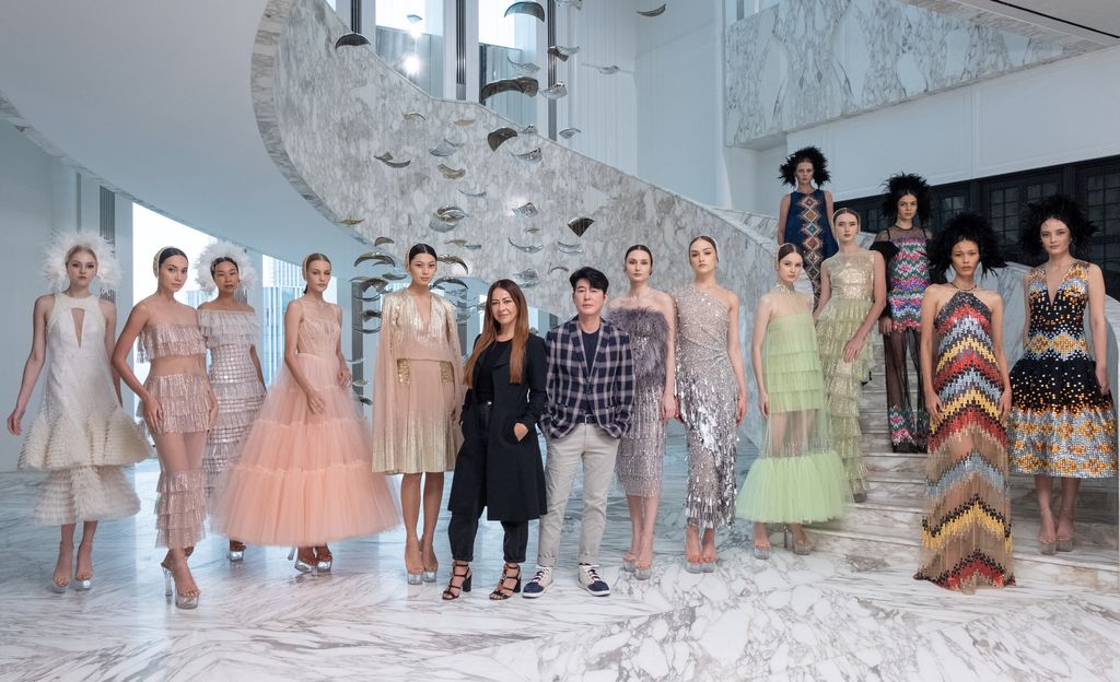 Koleksi Sebastian Gunawan Signature 2022