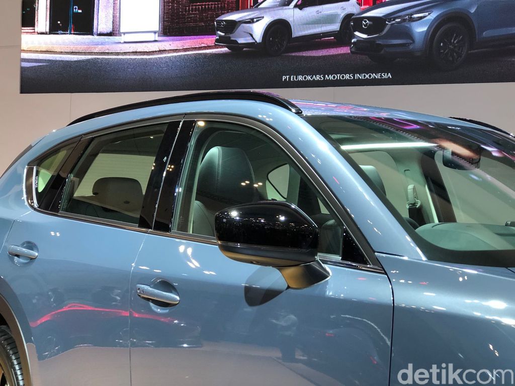 Mazda Kuro Edition muncul di GIIAS 2021.