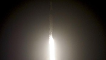 Pesawat ruang angkasa bernama Endurance yang membawa empat astronaut itu diperkirakan akan tiba di ISS pada Kamis (11/11) sekitar pukul 19:10 waktu setempat (Jumat, pukul 00.10 GMT). AP Photo/John Raoux.  