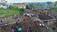 Sebagai langkah penanganan serta menghindari terulangnya kejadian banjir bandang, Menteri Basuki menginstruksikan untuk membersihkan dan memperlebar alur sungai dari titik kejadian di Kali Kricik, di sekitar Alas Bengking sampai dengan pertemuan/muara Sungai Brantas sepanjang 4 km, serta membangun check dam di daerah hulu.