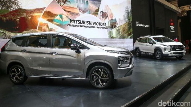 Mitsubishi New Xpander dan New Xpander Cross mejeng di GIIAS 2021. PT Mitsubishi Motors Krama Yudha Sales Indonesia (MMKSI) juga meresmi harga keduanya.