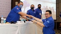 Perjuangan para kader di Sulut menentukan keberhasilan Partai Demokrat di tingkat nasional. Oleh karena itu diharapkan Calon Ketua DPD terpilih langsung menjalankan arahan partai, salah satunya menjalankan mesin partai dengan menyiapkan kader terbaik untuk menjadi pengurus DPD.