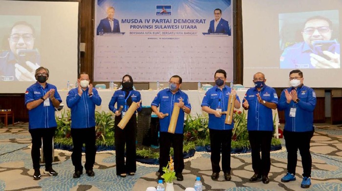 Musda Demokrat Sulut Jalankan Arahan AHY Kepala Badan Pembina Organisasi, Kaderisasi, dan Keanggotaan (BPOKK) DPP Partai Demokrat, Herman Khaeron. Ketua Umum Partai Demokrat AHY untuk berpesan dan meminta jalankan mesin partai dari tingkat DPD, DPC, PAC dan Anak Ranting.