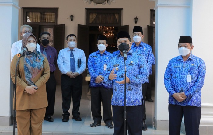 Pemkot Tangerang Beri 6 Aplikasi Smart City ke Pemkab Pandeglang