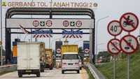 Jalan Tol Cengkareng-Batuceper-Kunciran yang dikelola oleh PT Jasamarga Kunciran Cengkareng (JKC), mulai hari ini diberlakukan penerapan tarif. Setelah dioperasikan dengan tarif Rp 0,- sejak tanggal 2 April 2021 sebagai bentuk sosialisasi kepada masyarakat. ANTARA FOTO/FAUZAN.