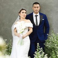 Aktor Miller Khan mempersunting Farina Rebecca kemarin. Dilihat dari berbagai postingan di Instagram, pasangan selebriti ini melangsung pernikahan di sebuah resort di Bali. Foto: Instagram @miller_khan