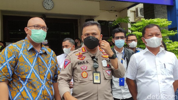 Polda Jateng mengumpulkan pengelola tol untuk memastikan keamanan jelang Nataru, Kamis (11/11/2021).