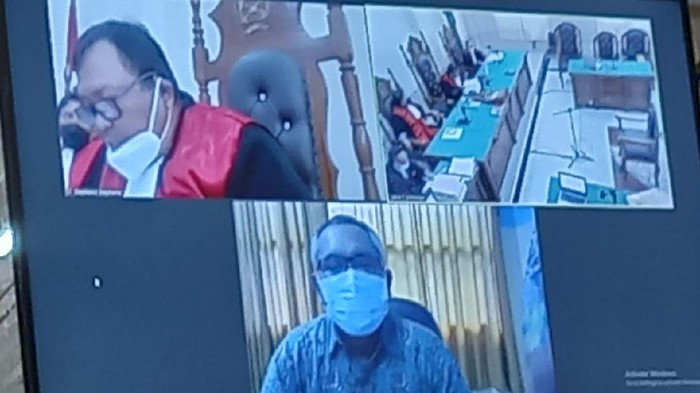 Sidang dakwaan jual beli vaksin ilegal di PN Medan