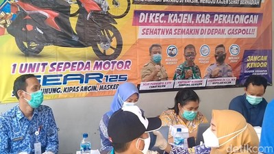 Vaksin COVID-19 di Sini Greget Banget, Sudah Gratis Dapat Motor Pula