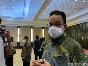 Anies Terbitkan Kepgub PPKM Level 2, Kapasitas Mal 50%