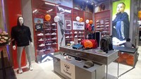 Selain Hummel, toko Spord juga menawarkan beragam keperluan olahraga dari merek-merek lainnya yang tak kalah modern. Produk-produk yang ditawarkan juga merupakan produk sport yang trendi masa kini.  