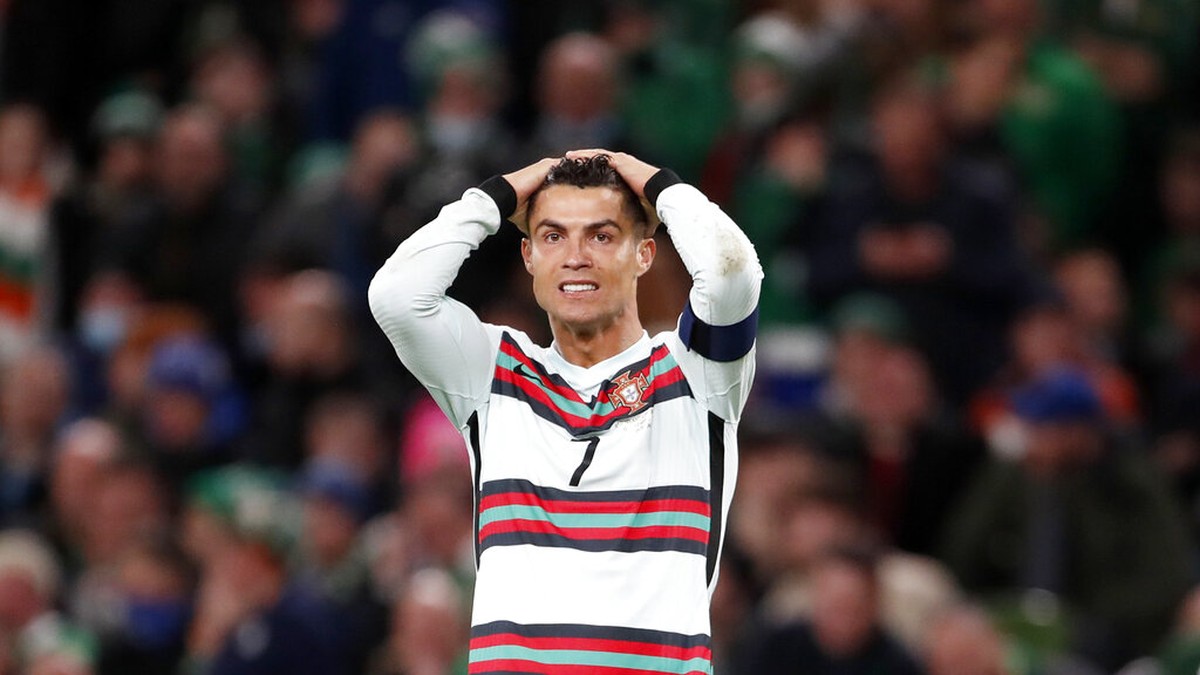 Cristiano Ronaldo Kembali ke Bumi (AP)