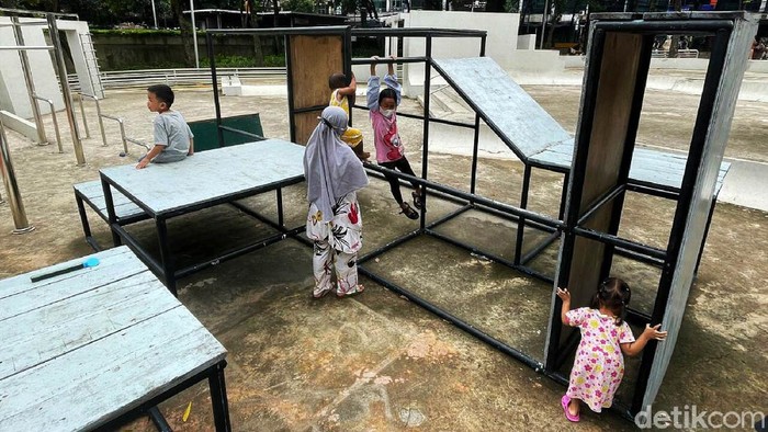 Dibuka, Taman Puring Ramai Lagi