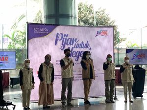 CT ARSA Foundation Lepas 5 Relawan PIJAR Ke Pelosok Negeri