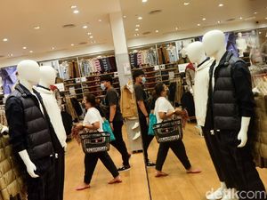 Gaji Karyawan Uniqlo Naik 40%, Fresh Graduate Dapat Rp 34 Juta!
